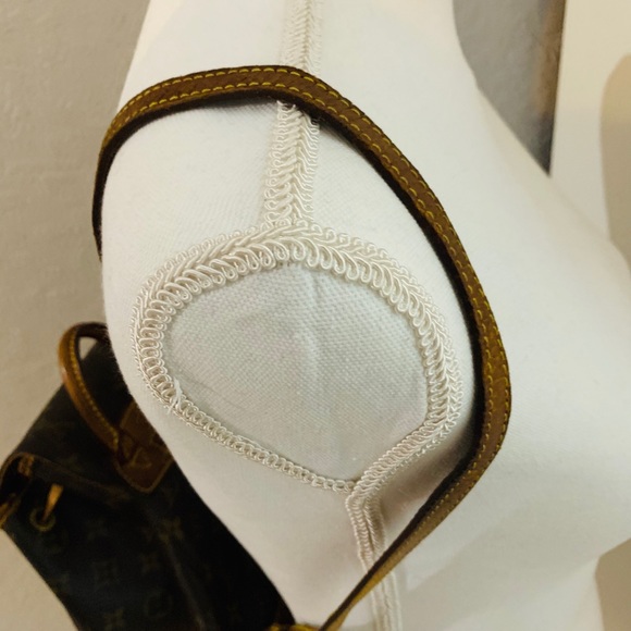 ❌SOLD❌❤️AUTH❤️Louis Vuitton Montsouris PM Backpack - Picture 5 of 12
